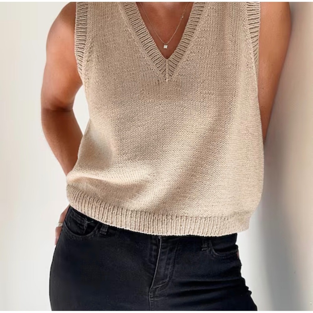 H4 Martha Stewart Collection Oatmeal Beige Knit V-Neck Sweater Vest Sleeveless S